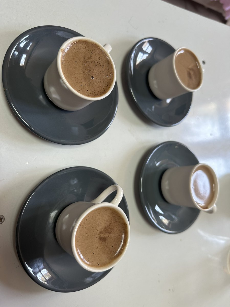 xroboticman's tweet photo. Hastanede de kahve saatim olmazsa olmaz ☕️💕 https://t.co/N3G1jAqPGU