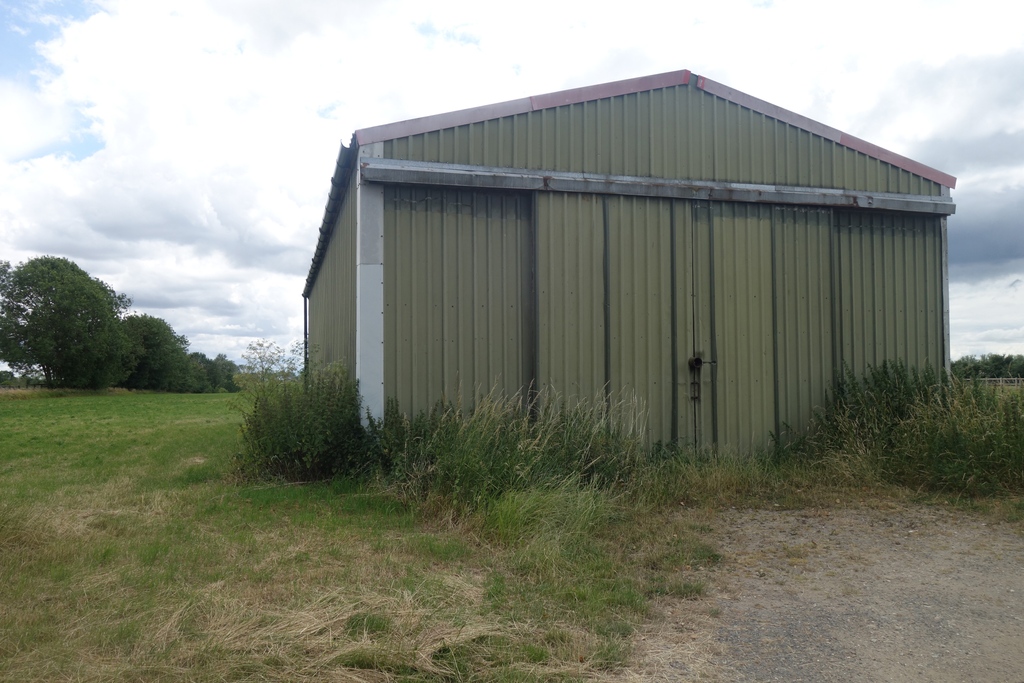 afmciat's tweet photo. Really pleased to share the news that our proposed agricultural barn conversion in Wicken has been granted planning permission.  The barn had existing permission for a Part Q conversion. We added the first floor and got permission to rebuild. 
⁠
#selfbuild #afmciat #architecture https://t.co/YY5mqH8VEO