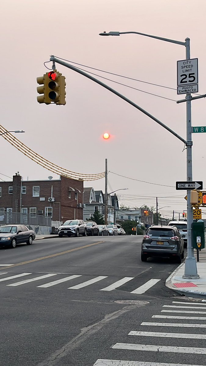 All the smoke coming from Canada wildfires down to New York really giving Zelda blood moon vibes with the orange haze 🤣