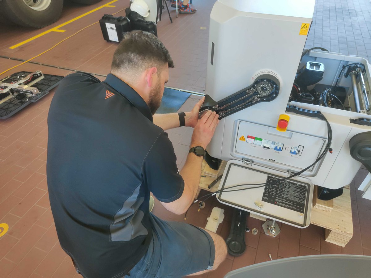 heliguydotcom's tweet photo. A busy but extremely valuable few days for members of our team, who completed technical training on DJI Dock servicing and repairs.

Full story: https://t.co/Hc7K1XOAB6

#drones #droneinabox #djidock #djienterprise #training #maintenance #servicing https://t.co/JMKxY6KsHf