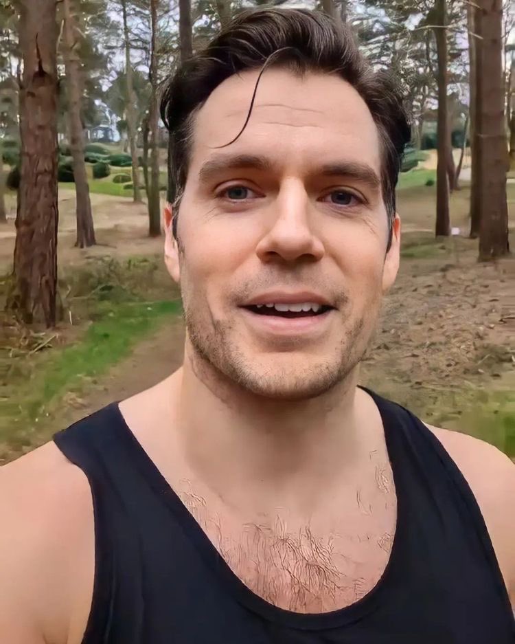 Daily Henry Cavill (@daily_cavill) on Twitter photo 
