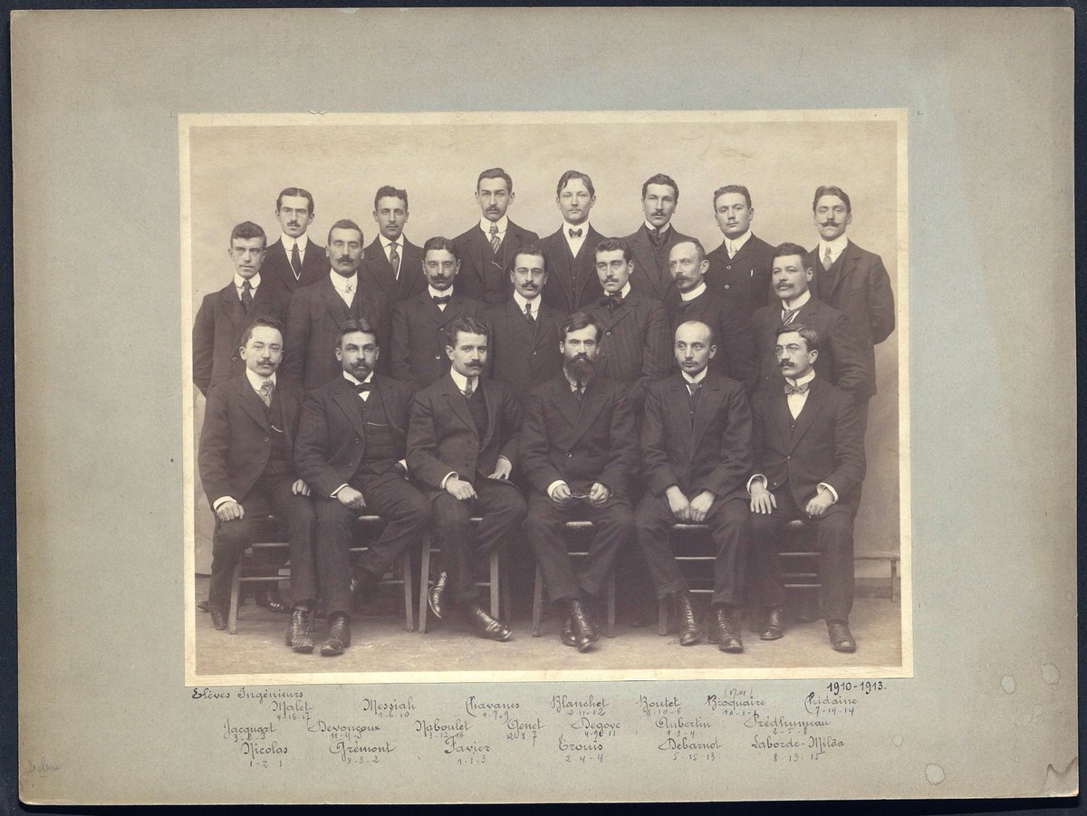 BibdesPonts's tweet photo. #JeudiPhoto📸Demain aura lieu la cérémonie de la remise des diplômes d'ingénieurs 2022🎓Une occasion pour faire un voyage dans le passé avec des photographies de promotions de 1862, 1873 et 1913. https://t.co/ts2bdQJtzO