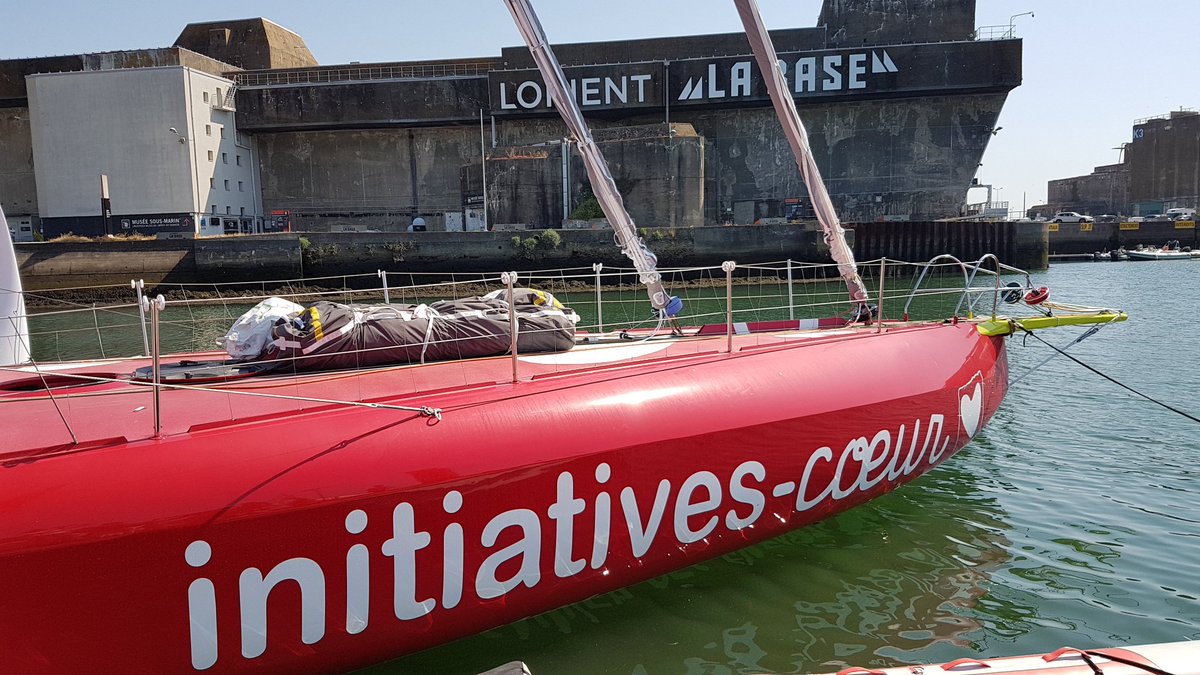 AudéLor tweet media