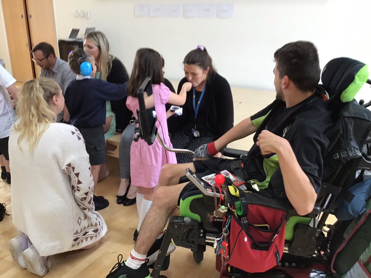 SPMVMrsPrice's tweet photo. 😀CAIN AND HELEN VISITED🙂 We had an assembly about Cerebral Palsy and differences today. We talked about being kind and sensitive in our community. Thank you for visiting us Cain and Helen. @somerspark1 https://t.co/acbkH0oQHm