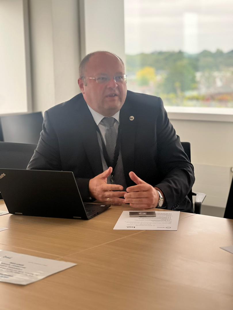 UKGCC_ACCRA's tweet photo. We collaborate with our partners in the UK to add value to our trade missions, arranging B2B meetings, site tours, networking receptions, and more. Join us and explore opportunities for your business! Discover more about our trade missions at https://t.co/smtN09Gng2  #JoinUKGCC https://t.co/WkcPvCFog5