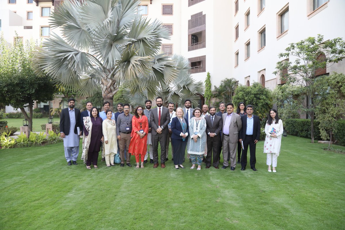 At #UNDPinPakistan's LPAC Meeting, Officer In-Charge <a href="/AlionaNiculita/">Aliona Niculita</a> &amp; ARR <a href="/ammaradurrani/">Ammara Durrani</a> presented Programme Documents for SDGs Plus (2023-2027) &amp; Policy Innovation Programme (2023-2027) to senior <a href="/GovtofPakistan/">Government of Pakistan</a> officials &amp; Provincial Govts for enduring partnership on #SDGs.