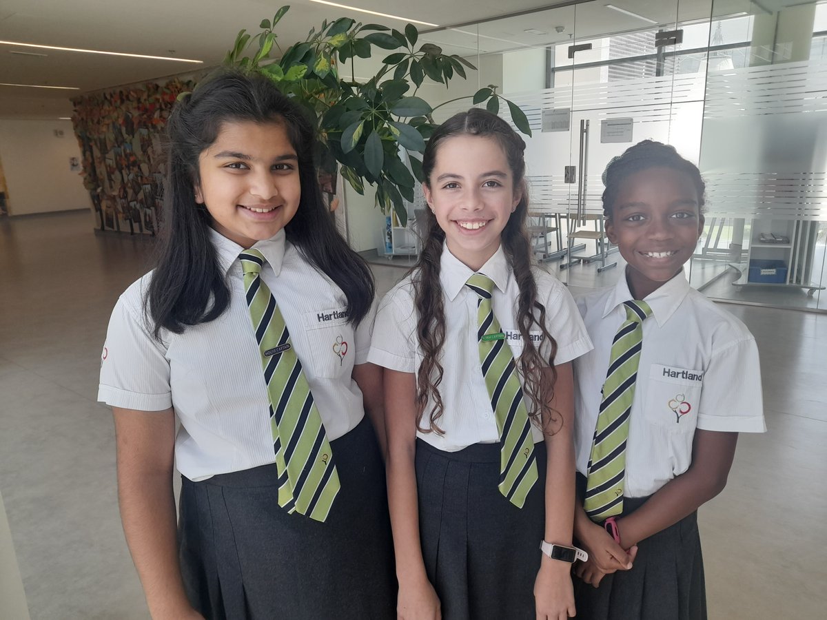 Tomorrow's leaders! Good luck to our 3 young ladies representing their school @HartlandIntl and their country at today's @TSLEd4SustDev Primary Debates on #greenjobs.