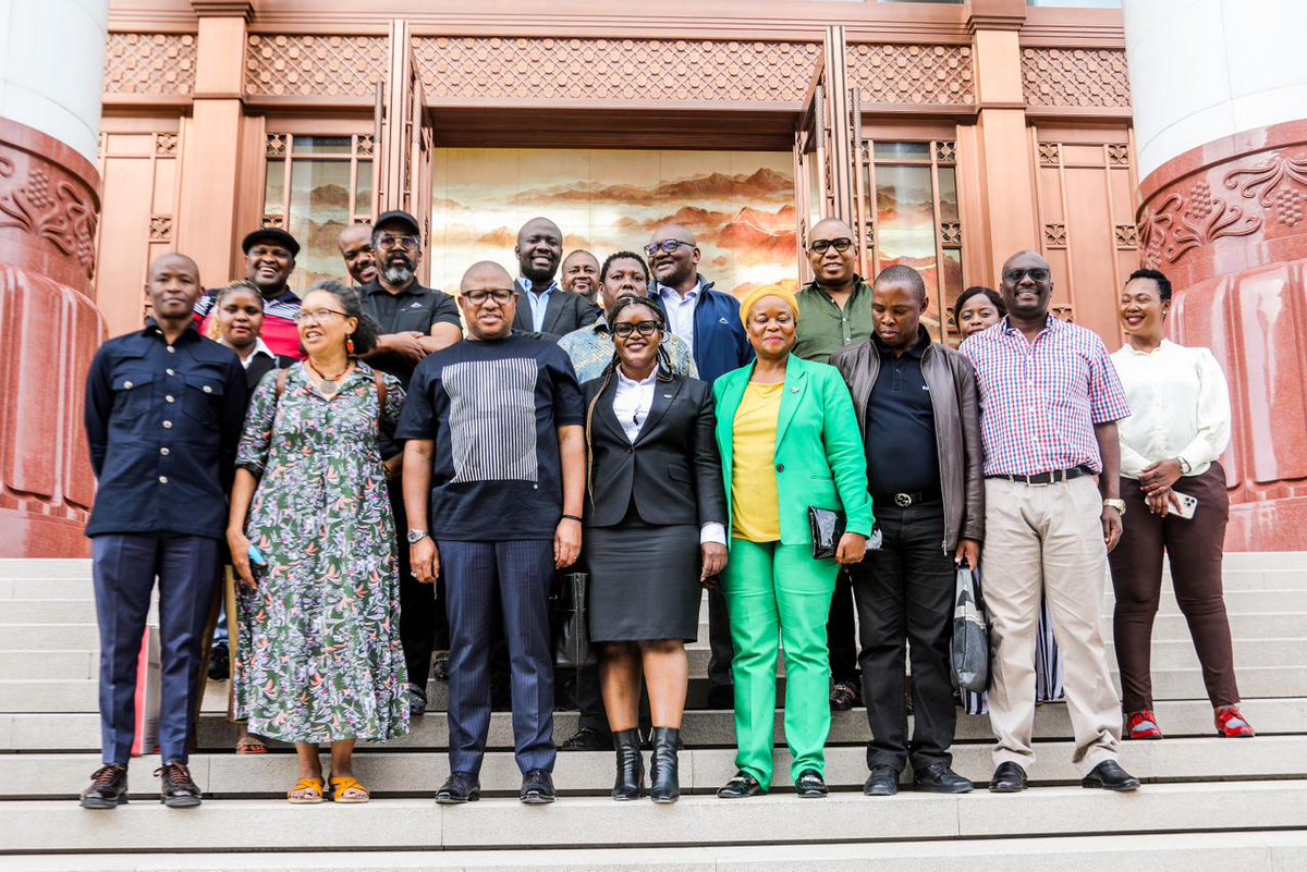 [The ANC NEC STUDY TOUR IN CHINA]

The NEC delegation paid a visit to the Museum of the CPC in Beijing. 
#BetterAfricaBetterWorld
#BetterAfricaBetterWorld 
ANC Free State 
MyANC 
🖤💚💛