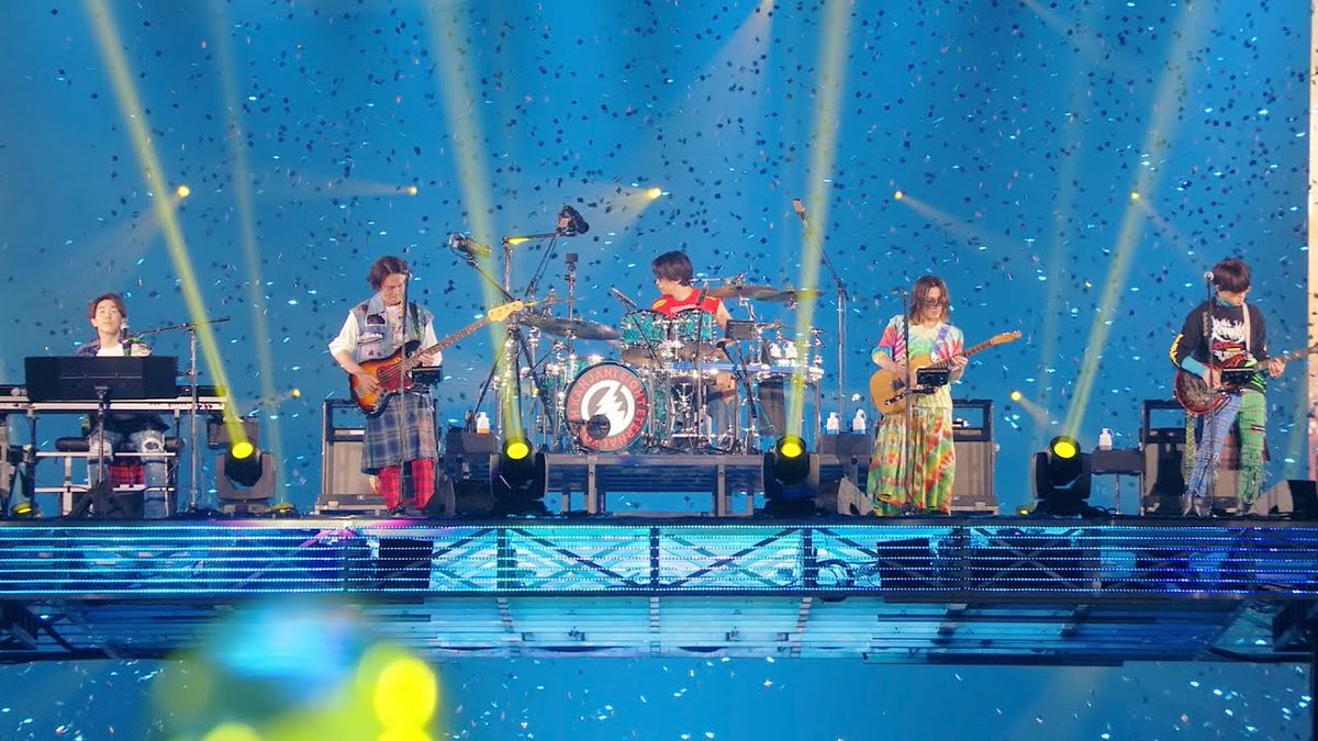 From #Kanjani∞'s DOME LIVE 18Fes comes their breathtaking live music performance of 'Uchu ni Itta Lion,' now available on YouTube!

🎵Stream it here!
youtu.be/lBSVj4q681E
#宇宙に行ったライオン #YourJohnnysMusic 

Follow @Infinity_rJP for more!