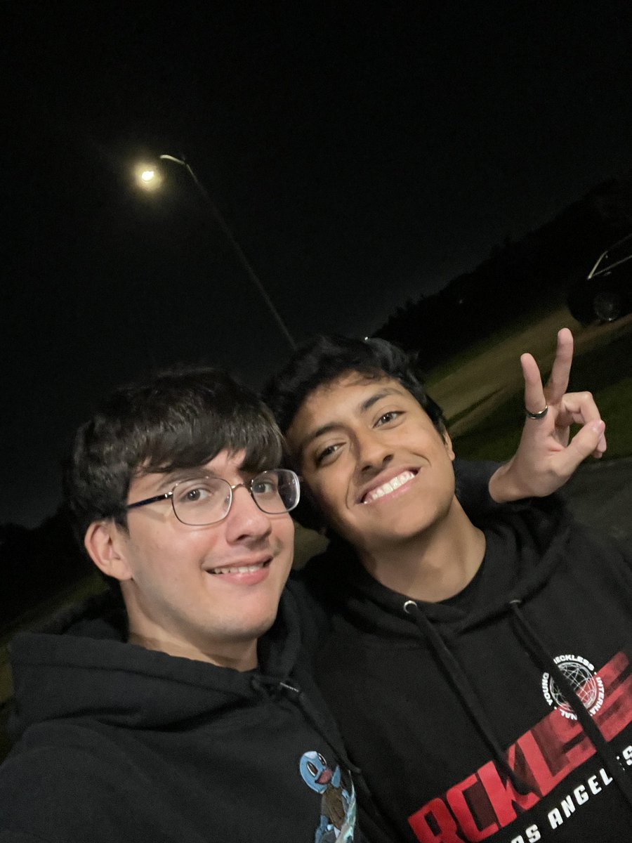 eli 🌊 tweet media