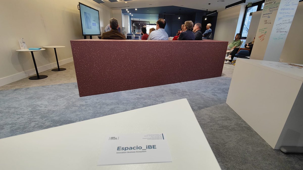 ¿Y conoces  #EspacioIBE? 

💻 Es un lugar flexible en el que podrás trabajar por unas horas, días o semanas, o bien reservar salas de reuniones o un espacio multiusos para todo tipo de eventos.

👉🏻 Reserva ya tu sitio. ¡Nos vemos en el IBE! bit.ly/3YUkYT6