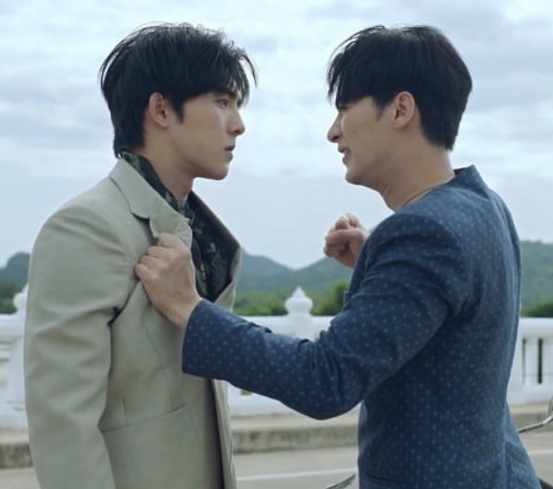 SunShin33060668's tweet photo. Miss Y🖤U @haii36_ @Bxxm_jj 😔
#ChainsOfHeart #BoomHaii #ChainsOfHeartTheseries #ตรวนธรณี #Haiilife #bxxm_jj https://t.co/PT838CAzXq