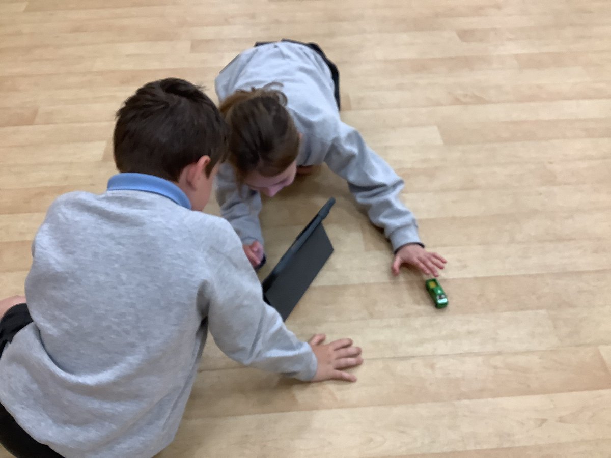 StAgnesY2's tweet image. Great work in computing using the stop motion app! #stagnescomputing