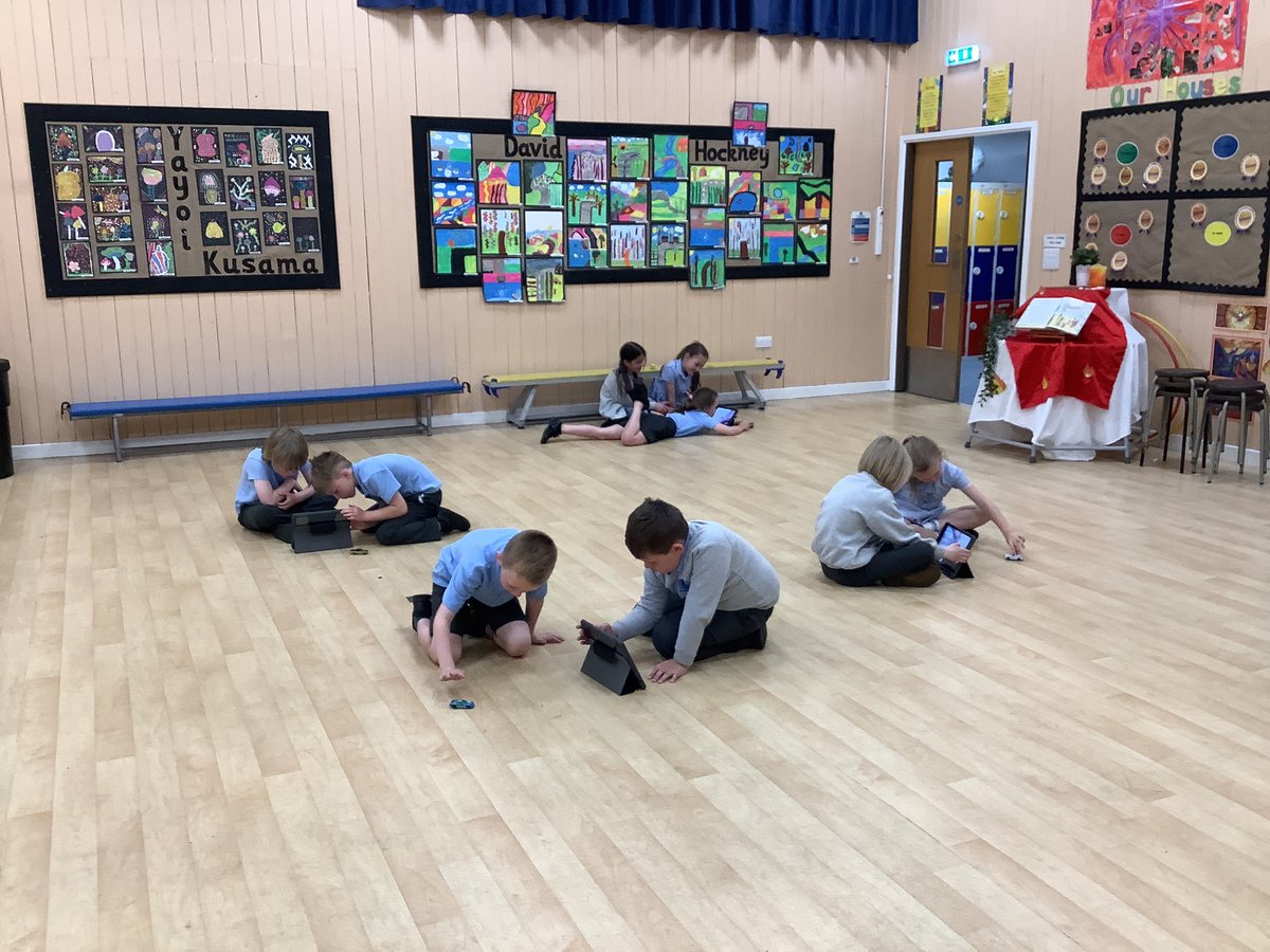 StAgnesY2's tweet image. Great work in computing using the stop motion app! #stagnescomputing