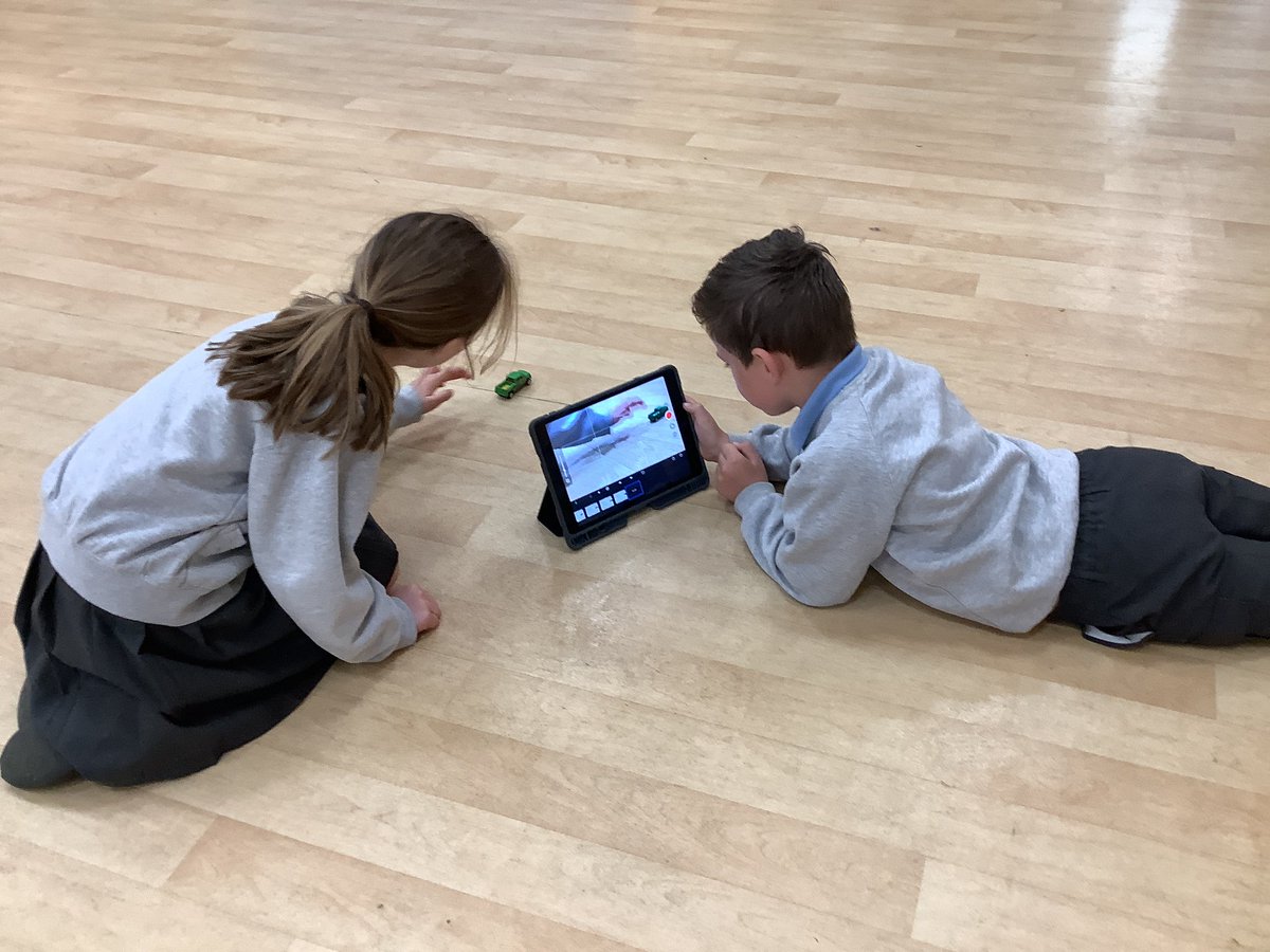 StAgnesY2's tweet image. Great work in computing using the stop motion app! #stagnescomputing