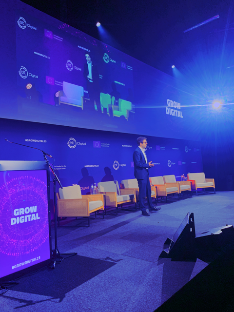 28DGTL's tweet photo. ‘I have 3 takeaways from #GrowDigital23 the importance of skills #closingtheskillsgap, collaboration, between the Makers and the Shapers, collaboration in the form of open innovation frameworks &amp; on a global level and the importance of regulation' EIT Digital CEO @FedericoMennaIT https://t.co/gtoDY0sPL4