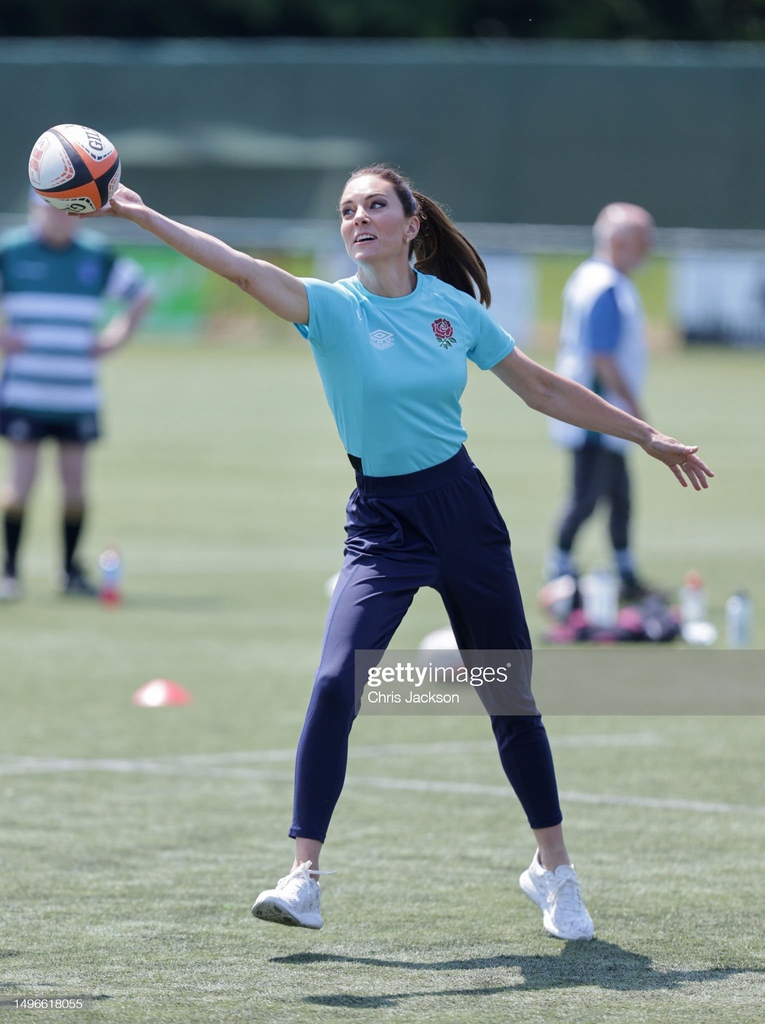 .#Catherine, #PrincessofWales takes part in drills on the pitch during her visit to #maidsrfc to discuss the #ShapingUs campaign and the role the community plays in supporting children in #Maidenhead, England. I June 07, 2023 I 📷:  @ChrisJack_Getty #GettySport #GettyVIP
