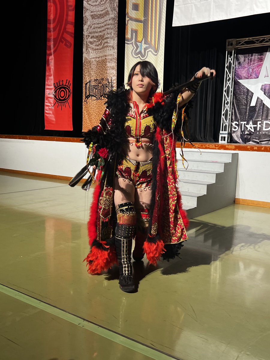 utm_pw_mg's tweet photo. どんどん推しメンが近くまで来て死にました😇
キモイ反応してしまった、、、、
詩美ちゃん大好きだーー🥺 https://t.co/aCHcubix1D