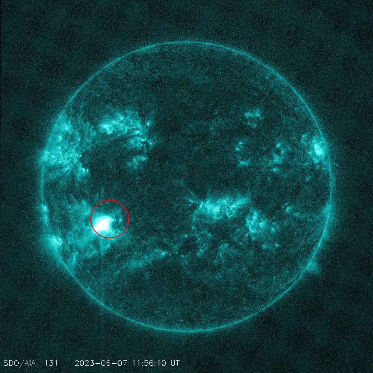 Moderate M4.72 flare from sunspot region 3327
Follow live on spaceweather.live/l/flare