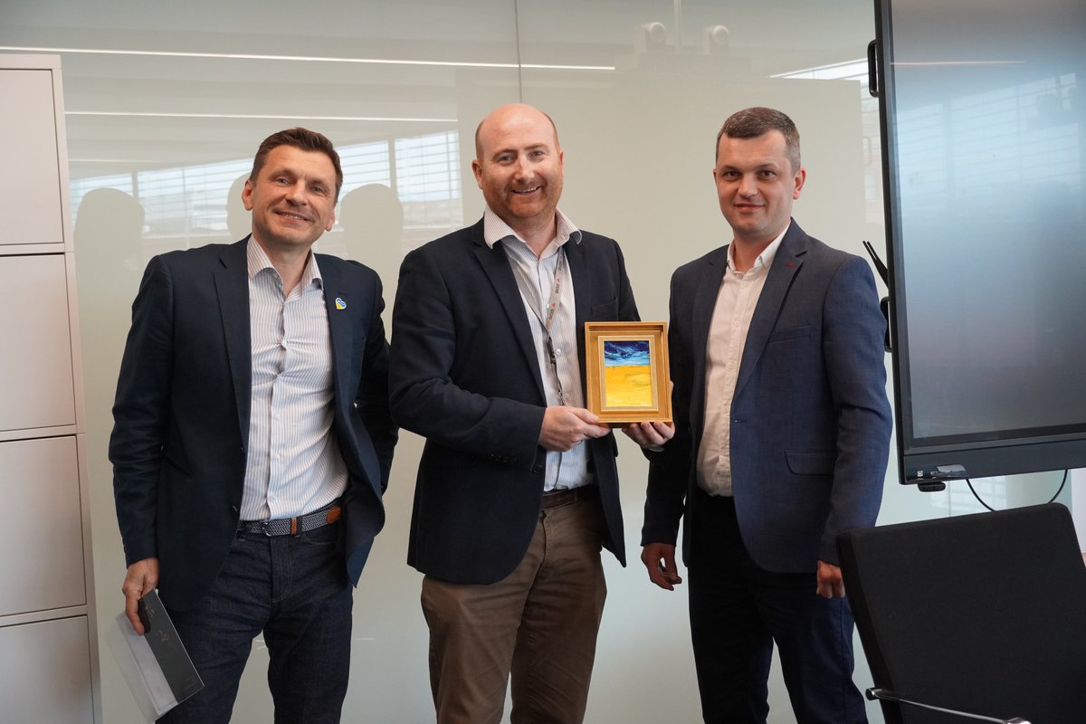 theGICHD's tweet image. Ukrainian civilians need to understand how to recognise explosive ordnance in their communities, what to do if EO is found, and how to reduce their risks. Today we welcome @SESU_UA &amp;amp; East European Foundation to exchange about Explosive Ordnance Risk Education #EORE in #Ukraine.