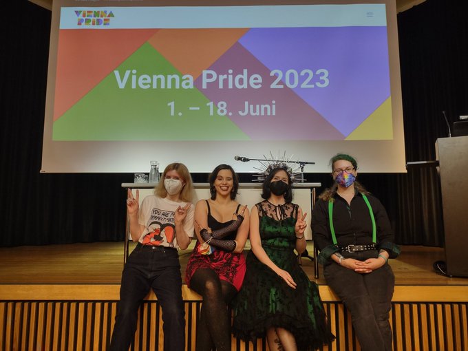 Queer*Welten tweet media