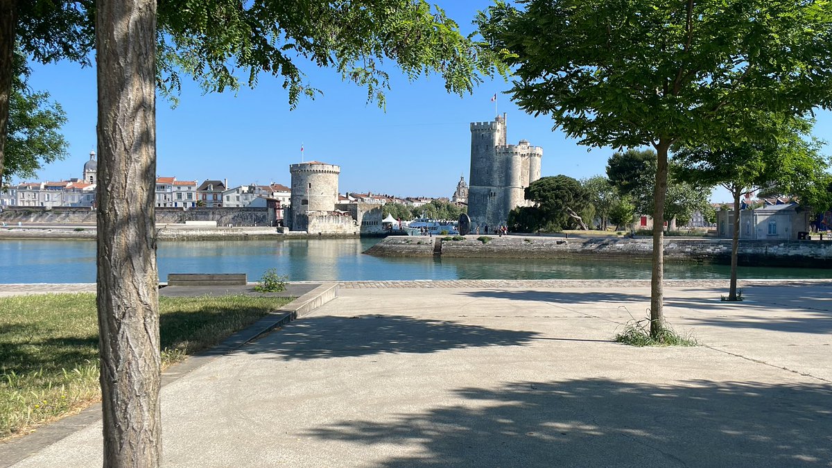 CampusFrance's tweet photo. #ADEI2023 | Le colloque de l’accueil commence d’ici quelques minutes à @UnivLaRochelle ! 🎉 Comment améliorer l’accueil des étudiants internationaux en France ? 🇫🇷 Quels sont les enjeux, les dispositifs en place et les solutions ? https://t.co/IK6YTYvz7N