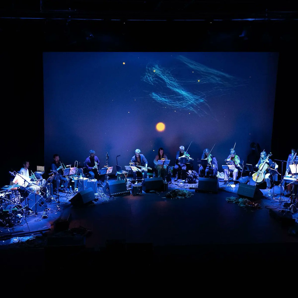 Delia Stevens (@delia_perc) on Twitter photo FLIGHT 🪶 with <a href="/PropellorEns/">Propellor</a> touring @Hebdenarts <a href="/llangollen_Eist/">Llangollen International Eisteddfod</a> <a href="/BirmCons/">Royal Birmingham Conservatoire</a>
Feat. <a href="/MarkCocker2/">Mark Cocker</a>
<a href="/lokeeffe75/">linda o keeffe</a> in thoughtful conversation interwoven by soaring music & stunning visuals 🔥 and all the percussion ❤️
🌍 #SoundofClimateChange #SoundscapeEcology FLIGHT 🪶 with <a href="/PropellorEns/">Propellor</a> touring @Hebdenarts <a href="/llangollen_Eist/">Llangollen International Eisteddfod</a> <a href="/BirmCons/">Royal Birmingham Conservatoire</a>
Feat. <a href="/MarkCocker2/">Mark Cocker</a>
<a href="/lokeeffe75/">linda o keeffe</a> in thoughtful conversation interwoven by soaring music & stunning visuals 🔥 and all the percussion ❤️
🌍 #SoundofClimateChange #SoundscapeEcology