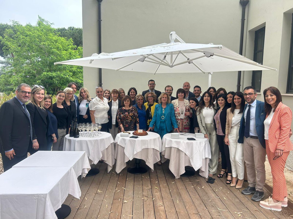 …presente al trentaquattresimo Direttivo della Rete Calabria…ringraziamenti dovuti al CPO di Lamezia Terme per aver ospitato impeccabilmente presso il Quadratum Coffee Bakery  i CPO Ordinistici della nostra Regione, registrandone per rappresentanza la totalità delle presenze..