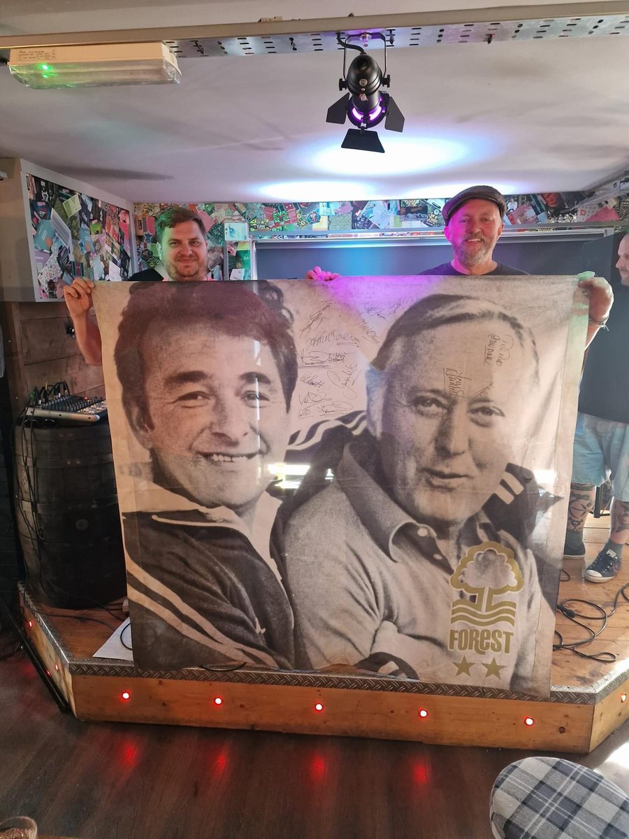 NFFCFancycles's tweet photo. #NFFC

This fantastic piece of memorabilia is up for auction. 

Kindly donated  by @Forza_Garibaldi  It’s been on some incredible days out, &amp; is signed by the @NFFC  play off final squad. 

If you would like the chance to own it,  DM me with your bid.

ENDS - 13/06/23 #charity https://t.co/co79g8dLvD