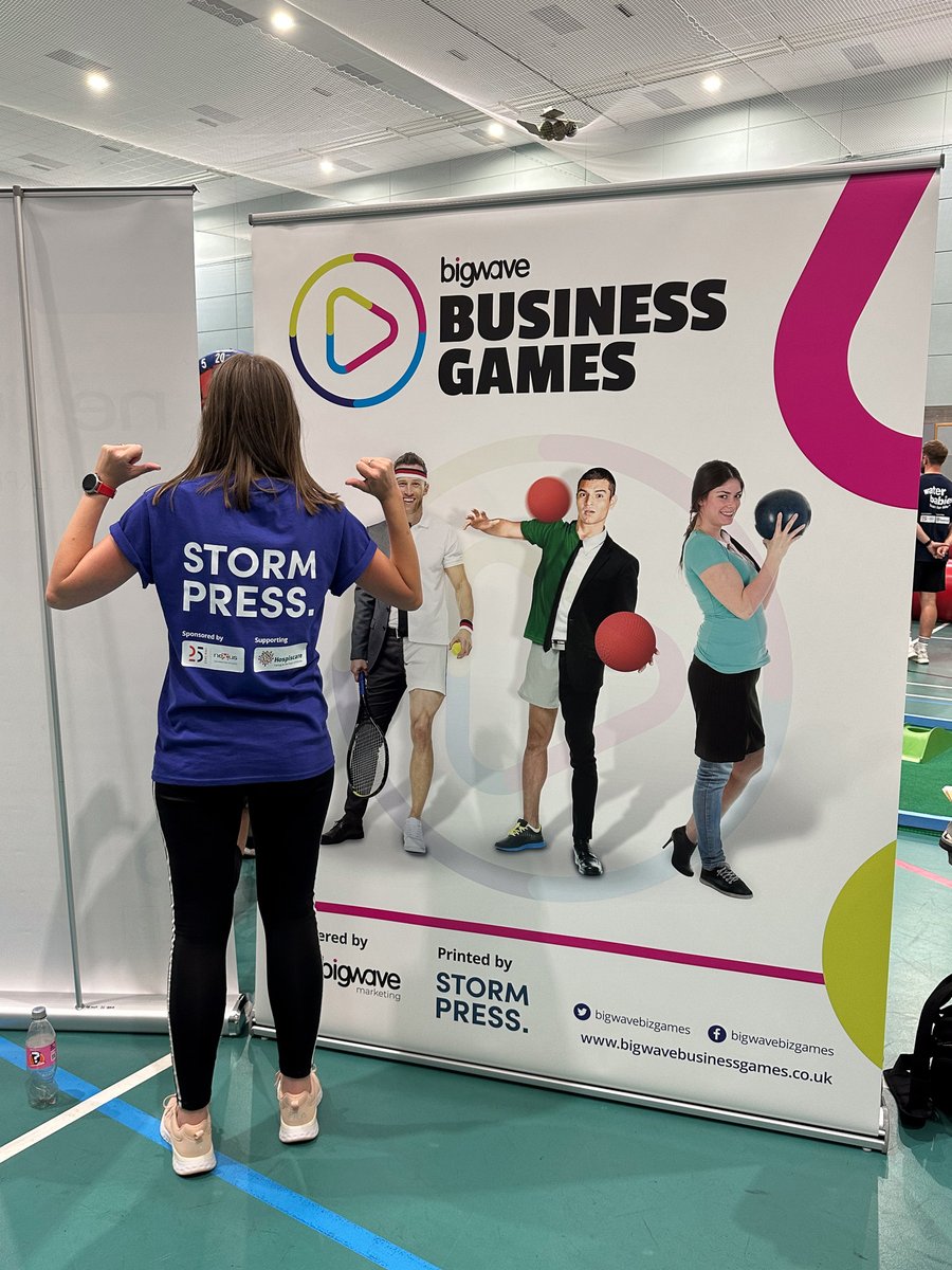 Stormpress's tweet image. Stormpress battled it out again this week at the @bigwavemedia business games! 

The good news is the team all survived with no injuries, so we&apos;re ready and waiting for next weeks mission - a treasure hunt around Exeter! 🧭  

#bigwavebizgames #exeternetworking #teamstormpress