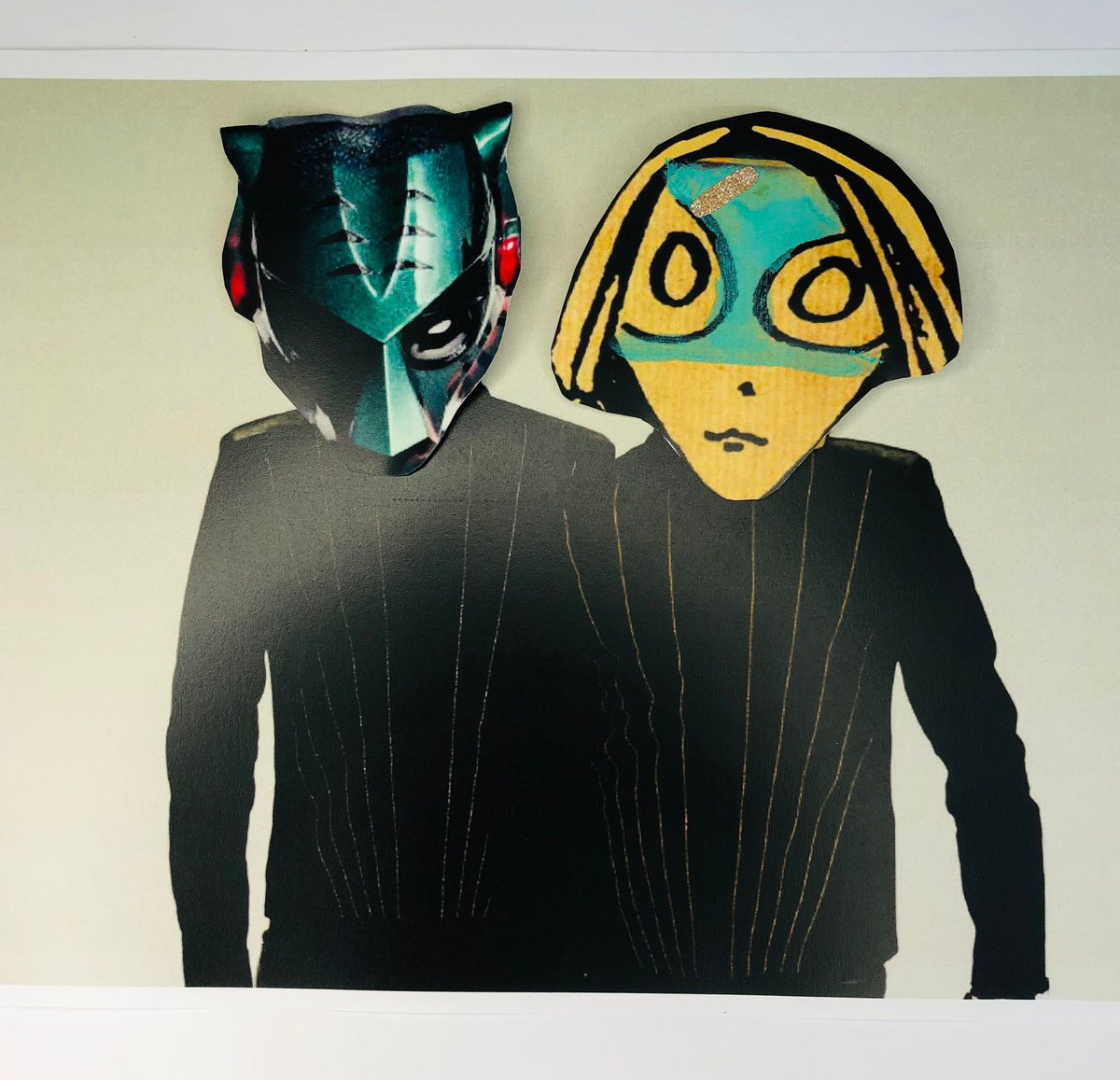 GeneralePery's tweet image. Quand Louise Attaque rencontre Daft Punk, ça donne la dernière cover de Générale Pery ! À découvrir sur notre chaine YouTube dans la bio ou en story;)!

#cover #jtemmeneauvent #aroundtheworld #karant9pas 

Notre cover : tinyurl.com/JtemmeneAround…