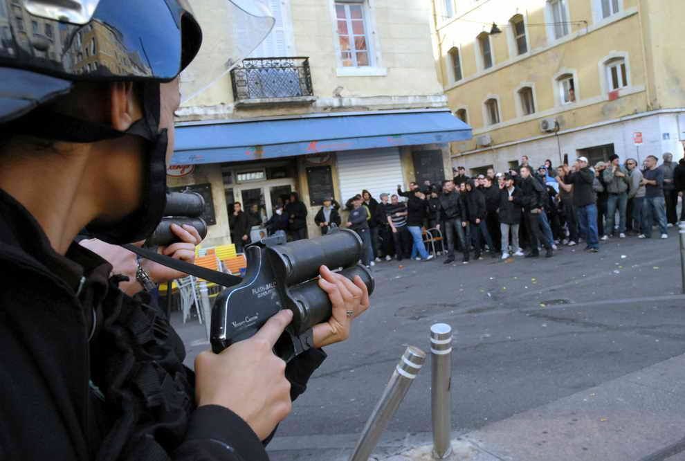 101ULTRAS's tweet photo. 🇨🇵 Olympique Marseille vs PSG 2009

KOB &amp; Auteuil in Marseille. 

Full story: https://t.co/tlEOFUapIr https://t.co/NZvy2tRLH1