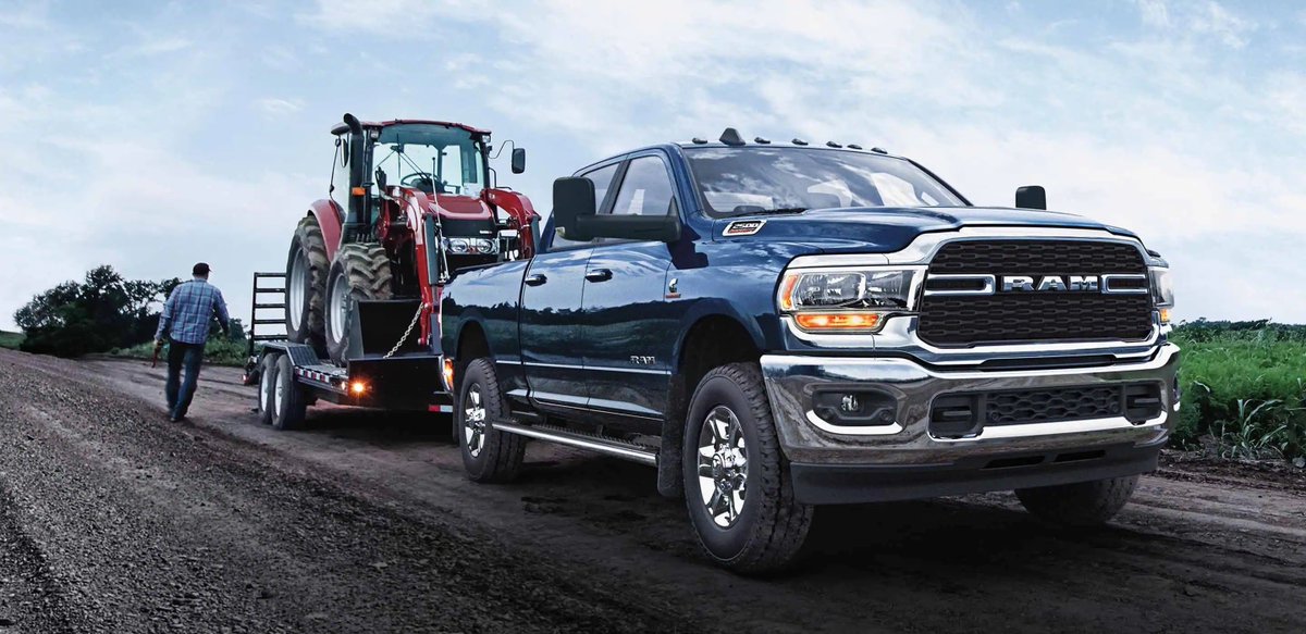 Don't compromise on style or functionality. 🙅‍♂️ The 2023 #Ram2500 offers the best of both worlds with its impressive towing capacity and sleek design.👌 👀 #CarCrushWednesday #Ram #RamUSA #RamLife