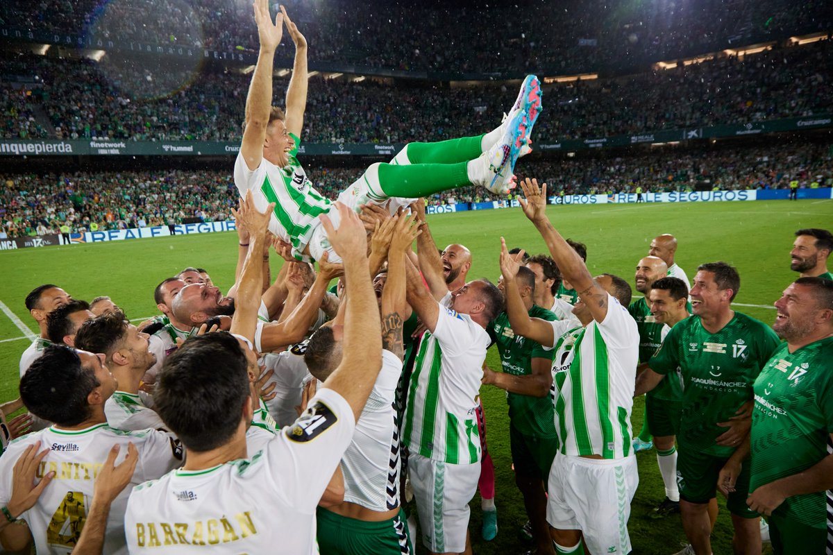 RealBetis's tweet photo. 🙌🆙😁

#Joaking https://t.co/PtCezp1bwZ