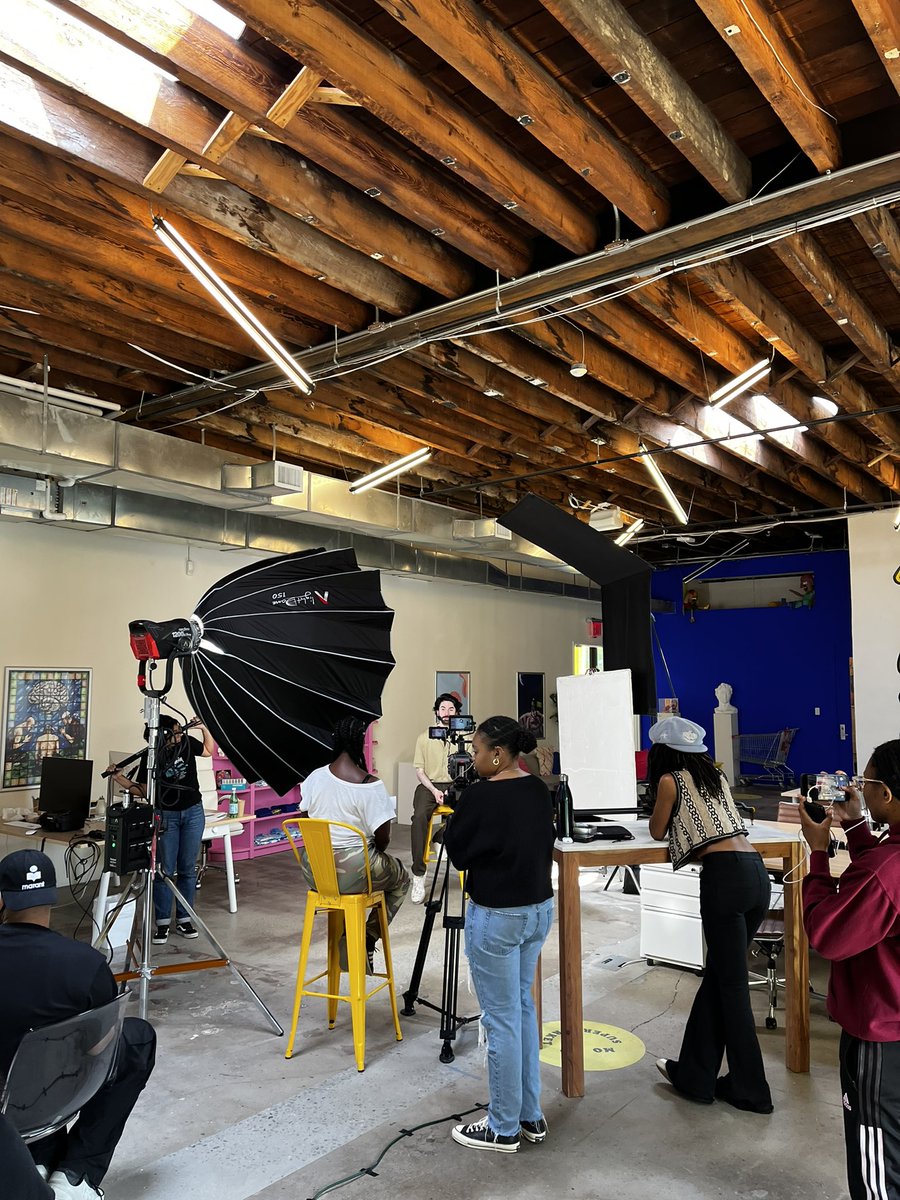 DarrenMartinII's tweet photo. A few moments from last weeks @StreamlinedCom shoot with an agency partner. Also the crew: 🔥🔥 https://t.co/5hcJ8g8f9q