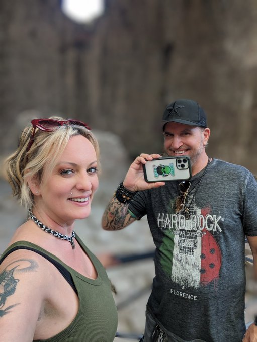 Had a FANTASTIC 11 days in Italy with my husband @barrettblade777 ...off to our next adventure and this