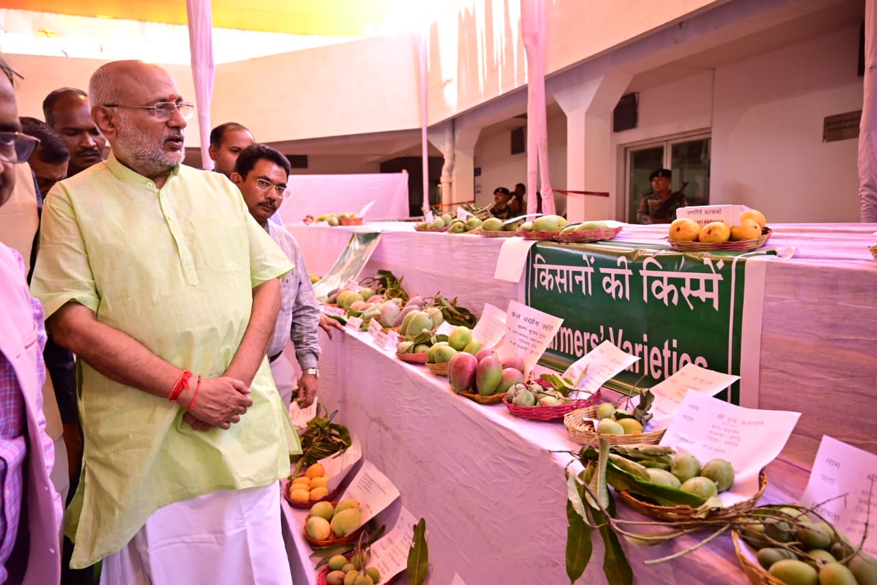 राज्यपाल ने आम महोत्सव का किया उद्घाटन-The Governor inaugurated the Mango Festival