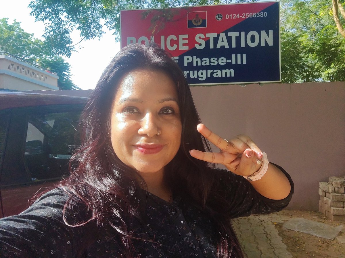 DeepikaBhardwaj's tweet photo. From start to finish !!!! 

They reached out to me few weeks ago extremely hopeless &amp; scared as they were being extorted by a professional gang that took lacs by filing #falserape cases

Had told them I'll do everything possible to get these criminal BEHIND BARS

TODAY THEY ARE! https://t.co/Ya3v1xm5om
