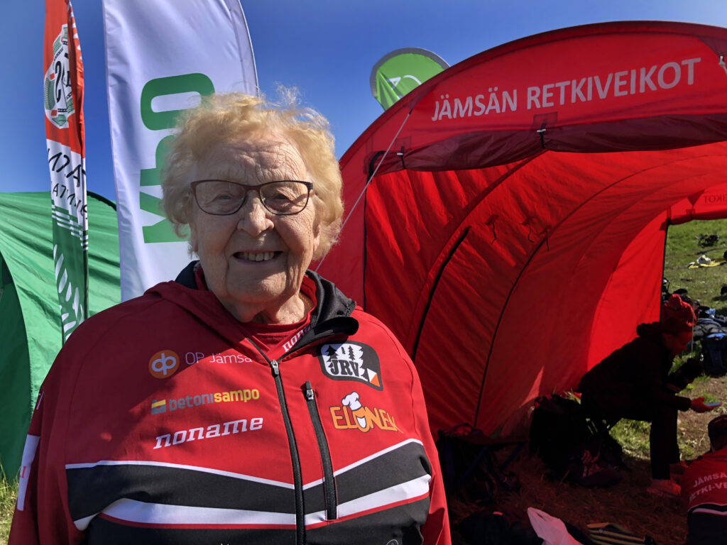 Fin5-suunnistusviikolle suuntaa myös ikinuori, syyskuussa 96 vuotta täyttävä  Jämsän Retki-Veikkojen Sole Nieminen 🌞  Käy lukemassa juttu Solesta: 2023.fin5.fi/2023/06/06/iki…

#2023fin5 #suunnistus #orienteering #tampere #ylöjarvi #kangasala