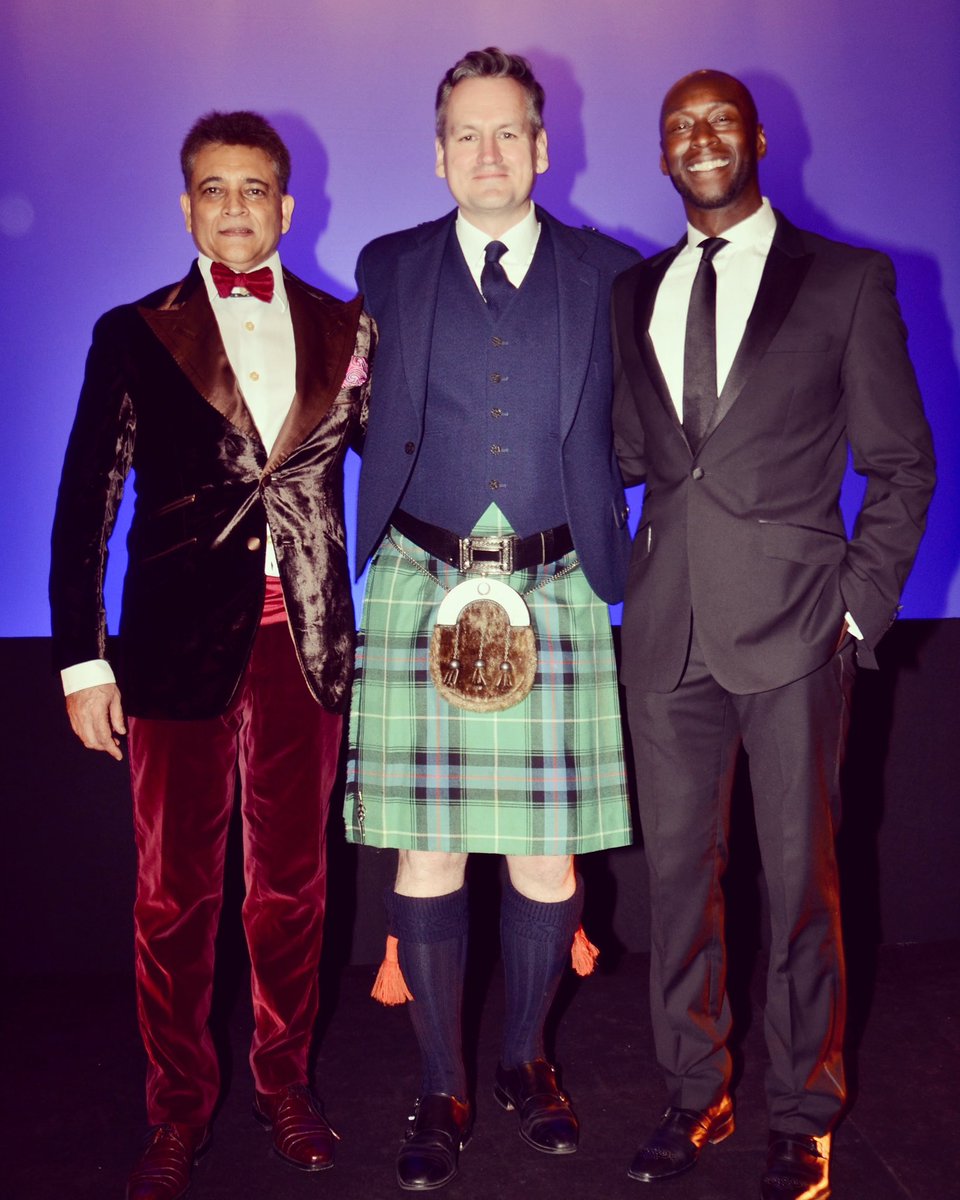 21stcenturyicon's tweet photo. Co-founder @TarunGhulati with select panel of judges. #21stcenturyiconawards #squaredwatermelon #nextgeneration https://t.co/TEPl5oe27O