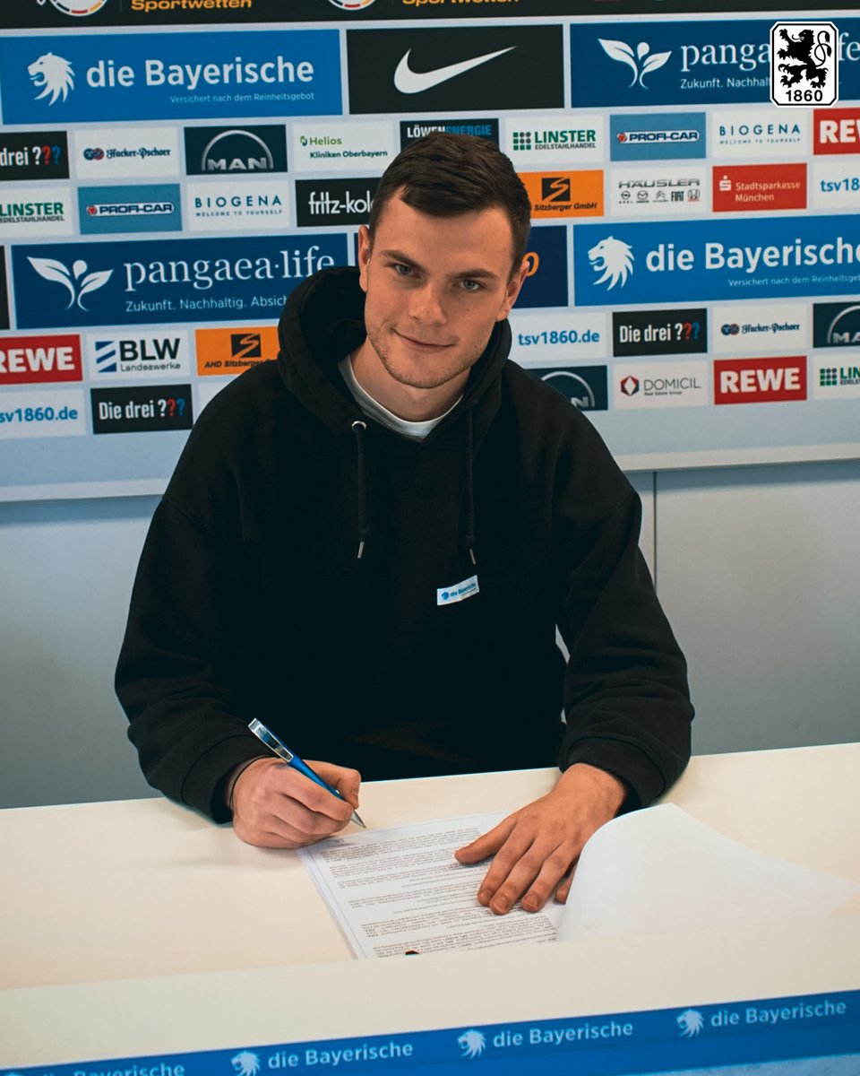 TSV1860's tweet photo. Die #Löwen haben mit Torhüter David #Richter, Mittelfeldspieler Marlon #Frey &amp; Offensivspieler Julian #Guttau drei Zugänge auf einen Schlag verpflichtet. Zum kompletten Artikel: ▶https://t.co/fjJV0fvk43
#tsv1860 #ELIL #fu3ball #GemeinsamFürSechzig #EinTeamEinWeg #Zugänge https://t.co/ROiEHj48F6