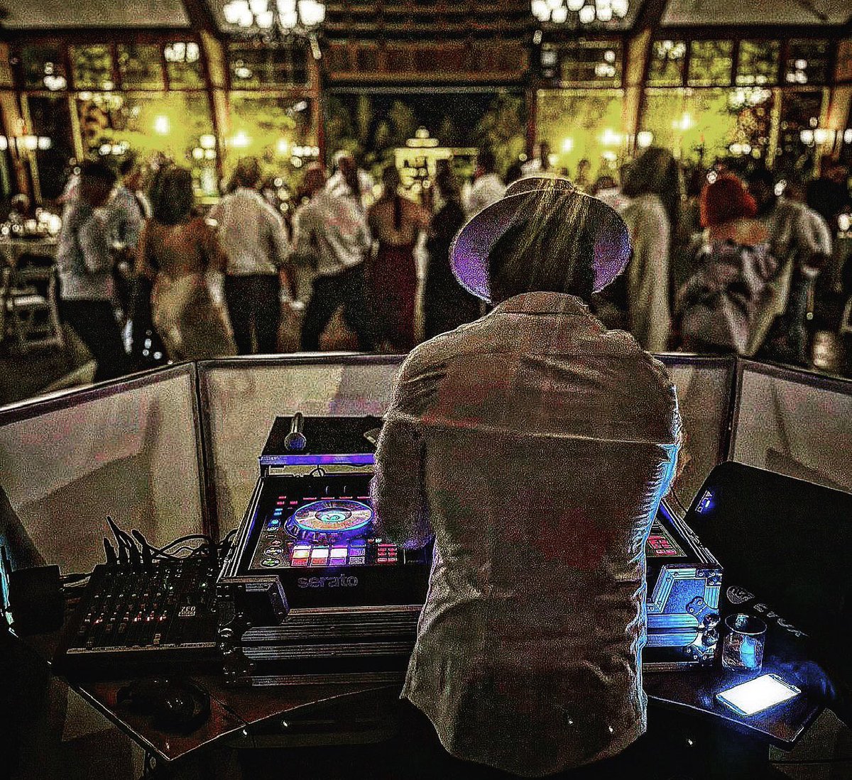 bme4you's tweet image. Our DJs are passionate about curating the perfect musical vibe/atmosphere for our clients. Let us show you how.

Event. With. Us! #TheBigManEntertainmentGroup