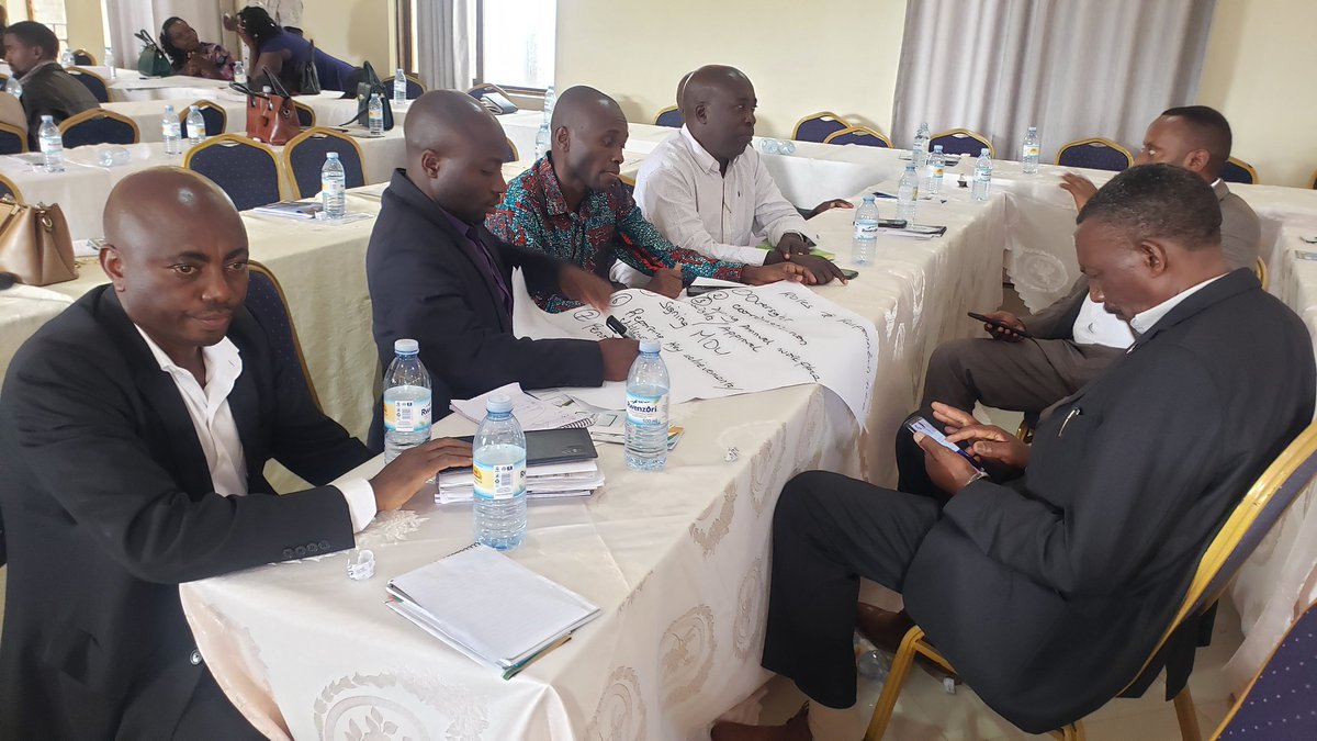 CommonGroundUg's tweet photo. #happeing at the @CommonGroundUg inception meeting, all technical and political representatives present at Fort Breeze hotel have been task to draw out their roles and responsibilities in the CG implementation. @issd_uganda @WURenvironment @NLinUganda @Aidug2007 @JESE_Uganda https://t.co/klGSW55IFF