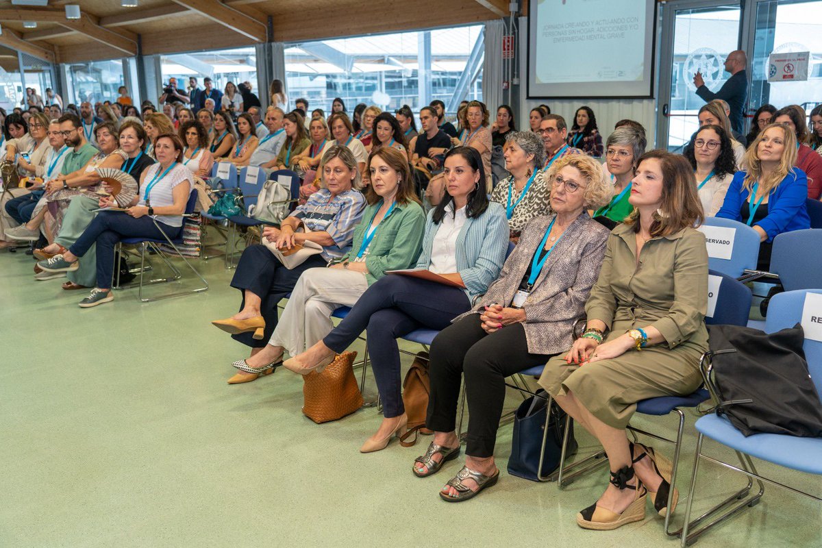 📍175 expertos analizan en #Cartagena la atención a personas sin hogar y con adicciones, gracias a la colaboración 🫂 entre la Concejalía de #ServiciosSociales y <a href="/La_Huertecica/">La Huertecica</a>

Los recursos que hemos puesto en marcha durante estos años han cambiado la vida 🫶🏻 a muchas personas.