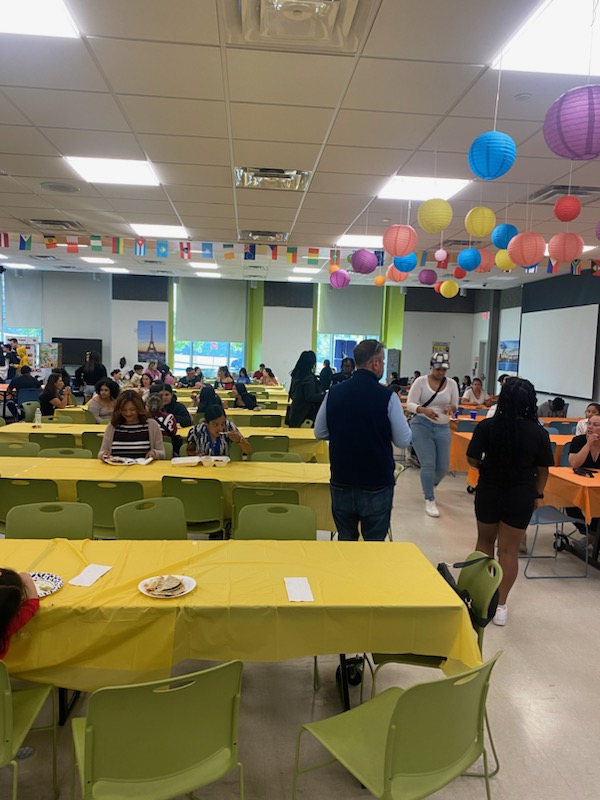 International Night at Ponus was a success!  Great food! Great music!  Great time!