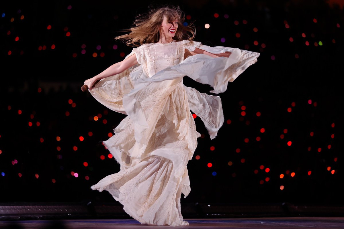 taylorswift7889 tweet picture