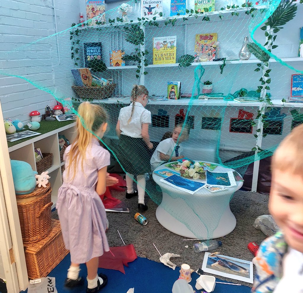 eps_diamond's tweet photo. Today we were really excited to explore our new core text 'The mess that we made'. We became fish and swam through the ocean with a range of obstacles, from nets to rubbish and we thought about what the impact was of the pollution in the ocean 🗑🚮🌊🦭🐢 @PrimaryElaine https://t.co/HOcC9JqiS1