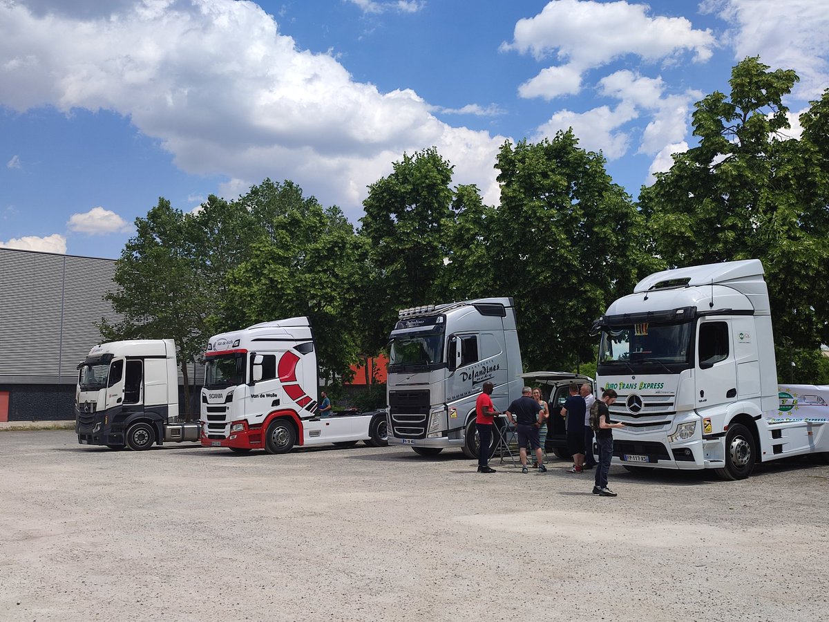 Semaine Transport-Logistique #AvecPoleEmploi Forum #Emploi #Transport à #Bourges Prado ce 7 juin avec <a href="/AFT_TL/">AFT TRANSPORT & LOGISTIQUE</a> et @poleemploi_RCVL
Des #opportunités dans les différentes activités du #TRM et du #TRV
#Tousmobilisés #recrutement #découvertemétiers
