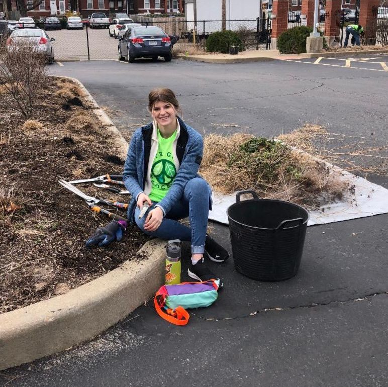 Join the EcoCrew on Monday, June 12 from 9 AM - 12 PM to help us weed, water and beautify South Grand!  No experience or tools are needed. Meet in the Hartford Street parking lot. Visit southgrand.org to learn more.  We hope to see you there!