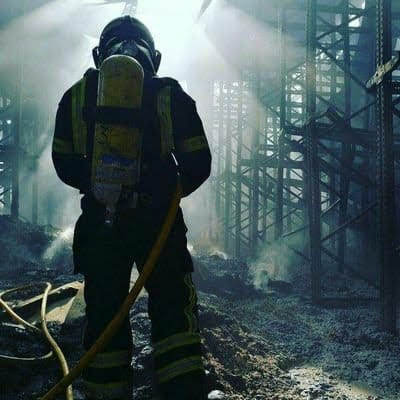 Desde ayer, otro bombero velará por nosotros como lo hacía mientras trabajaba en nuestro Parque.

Javitin amigo, descansa en paz.